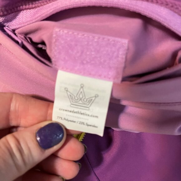 Crowned Athletics - Golden Fate - Reversible Jacket - NWT - XXL - Disney Tangled - Picture 10 of 15